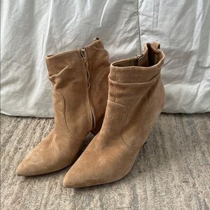 Sam Edelman Beige Leather Interior